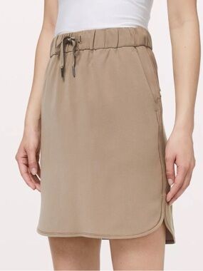 Lululemon On the Fly Skirt